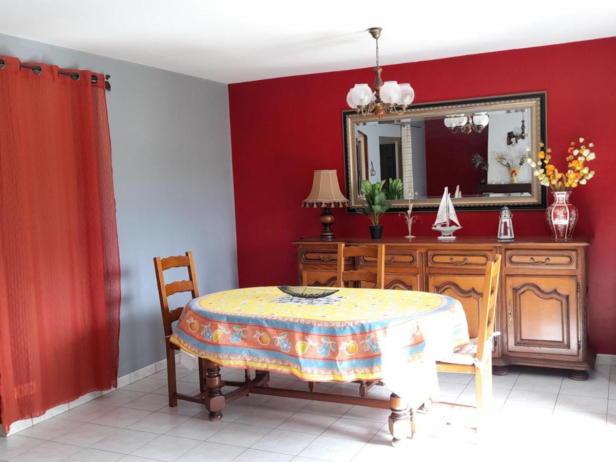 La Belle Maisonnette มองต์มอริญอง ภายนอก รูปภาพ